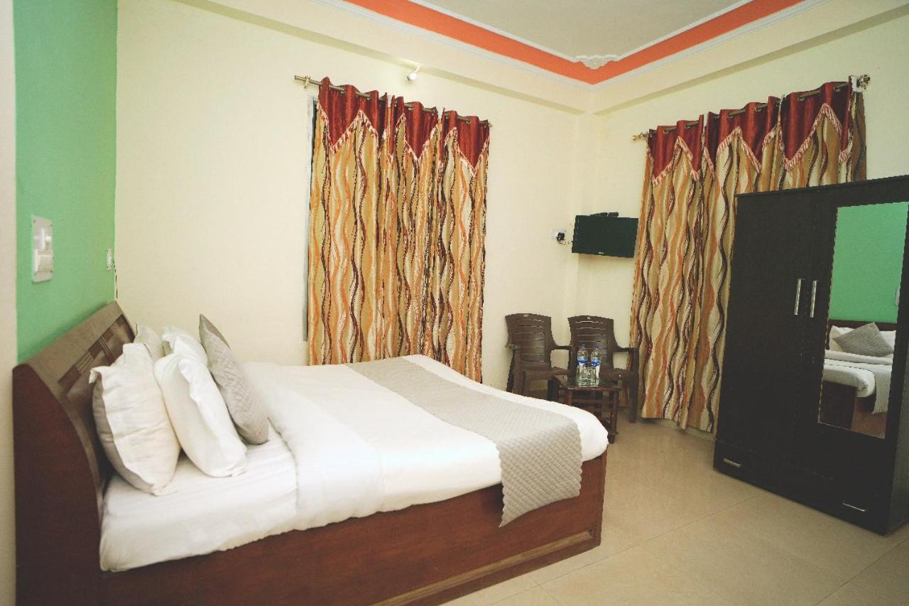 Hotel Kasauli View Cafe Restaurant Open Terrace Mountain View Luaran gambar