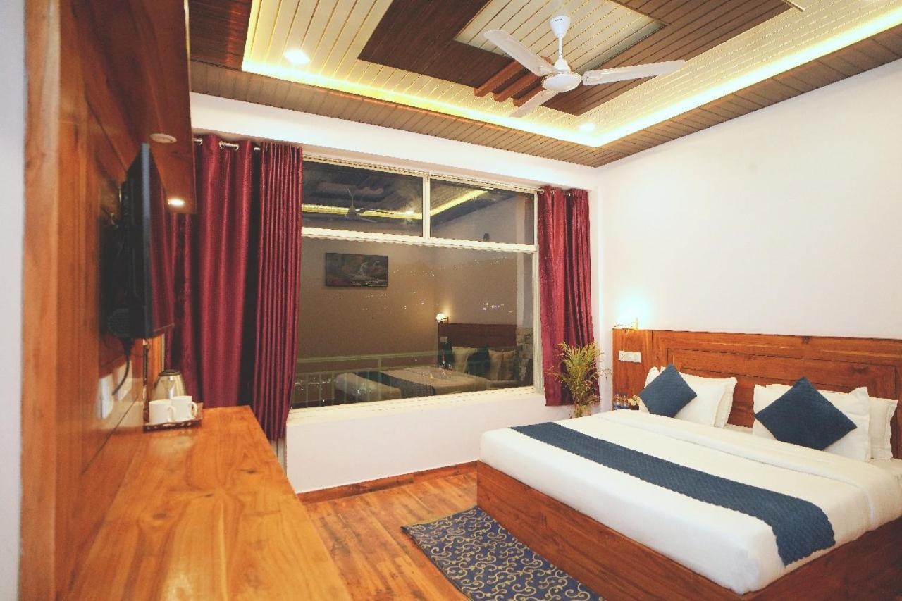 Hotel Kasauli View Cafe Restaurant Open Terrace Mountain View Luaran gambar