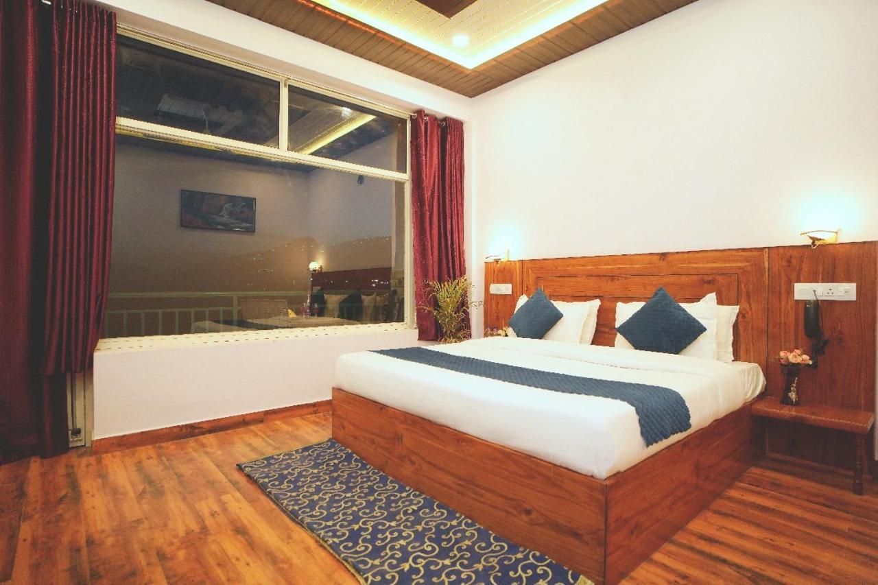 Hotel Kasauli View Cafe Restaurant Open Terrace Mountain View Luaran gambar