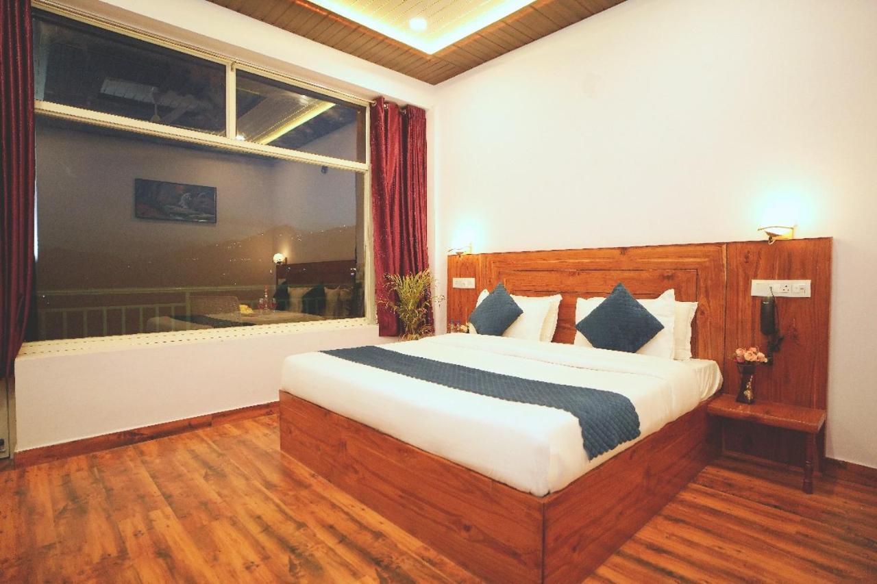 Hotel Kasauli View Cafe Restaurant Open Terrace Mountain View Luaran gambar